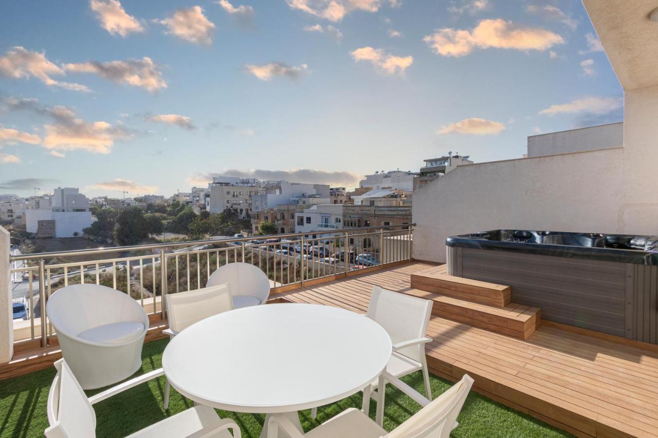 Vp72- Modern Penthouse With Jacuzzi And Open Views